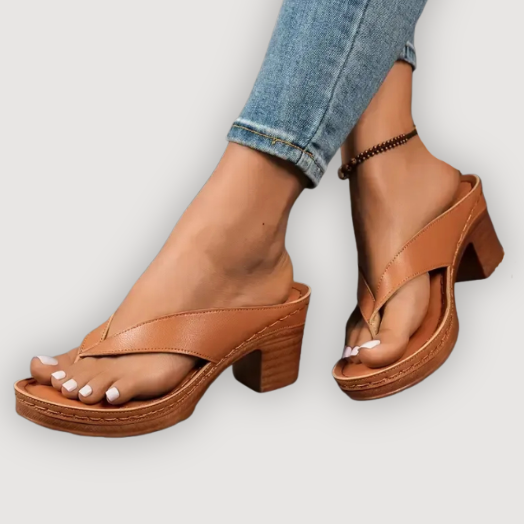 KAIA – CHIC HEELED