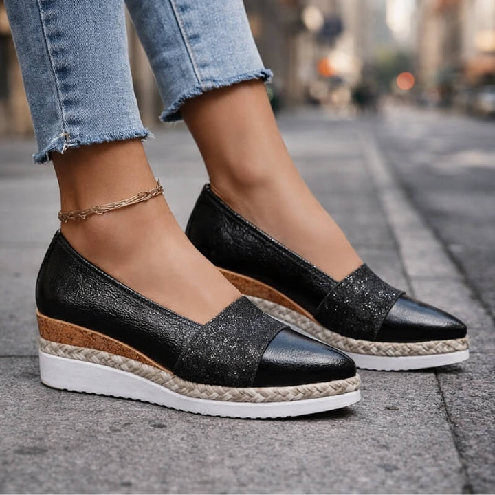 Elvaria | Glow Wedge Sandals