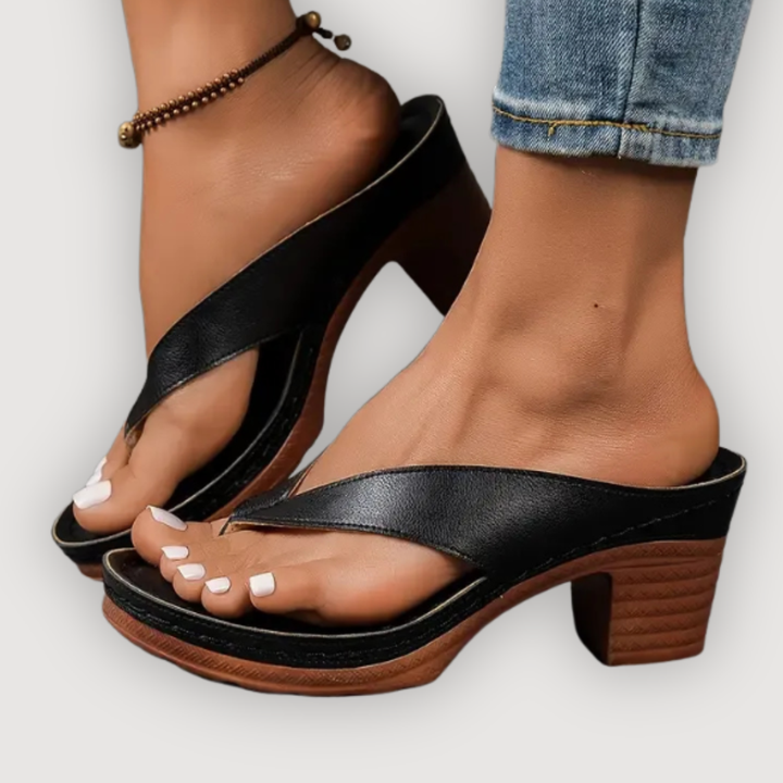 KAIA – CHIC HEELED